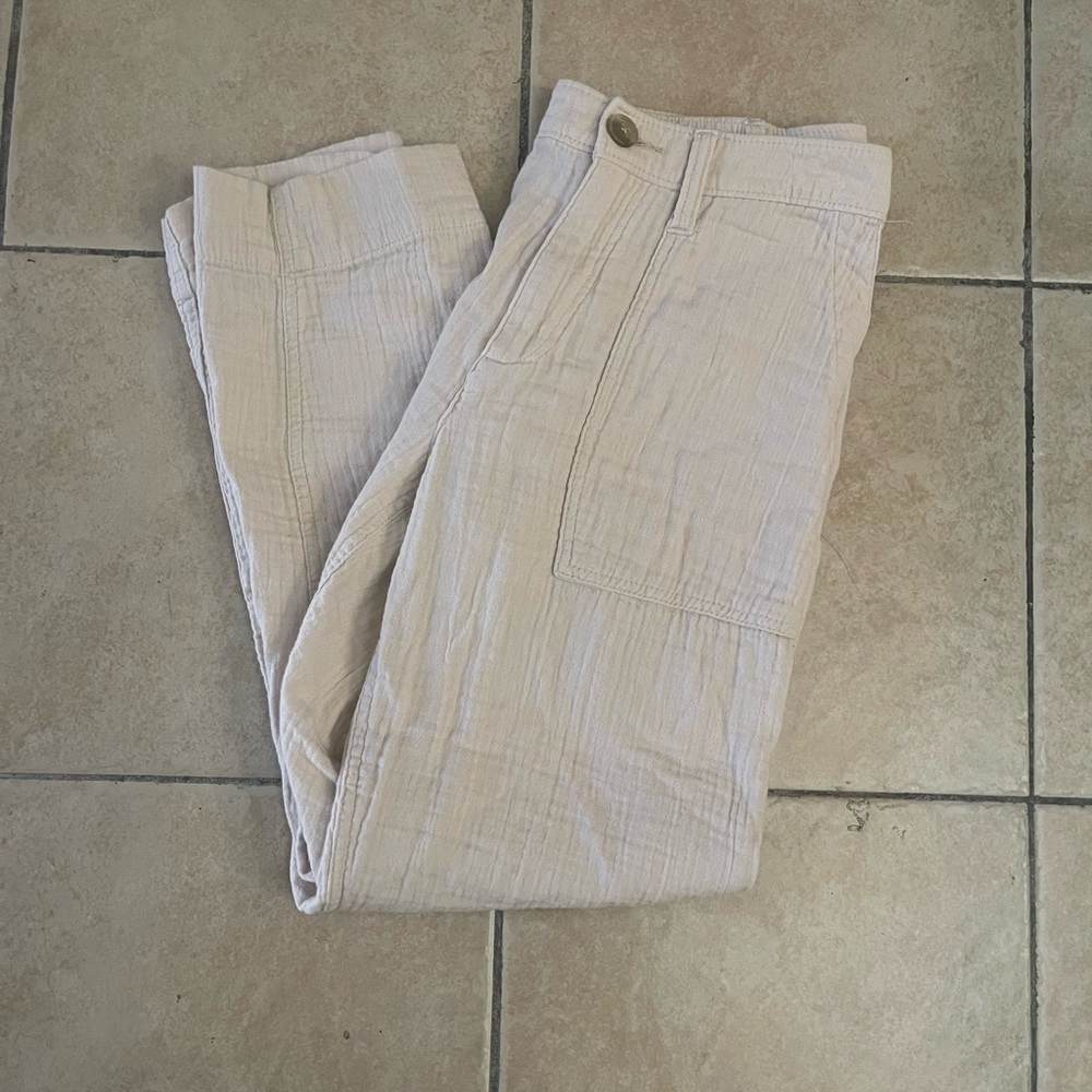 Old Navy Cream Trousers Relaxed Fit